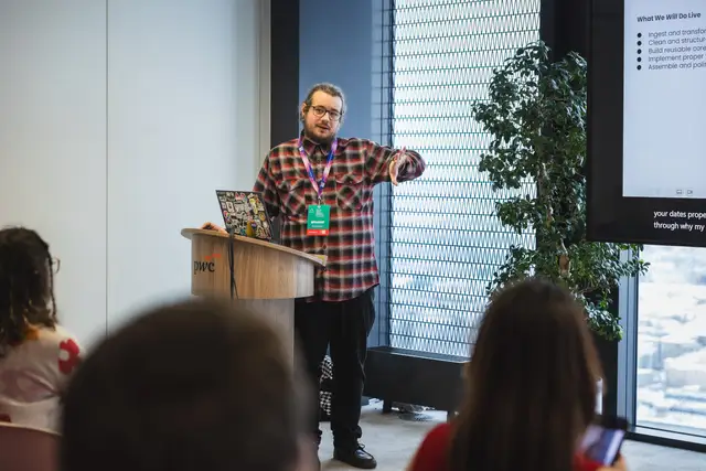 Duncan Boyne speaking at Global Power Platform Bootcamp Austria 2026